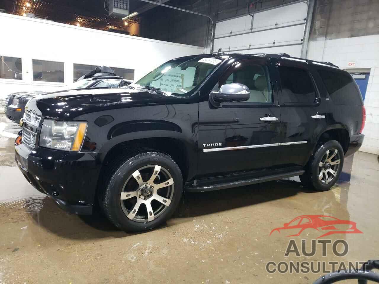 CHEVROLET TAHOE 2010 - 1GNUKCE05AR186600