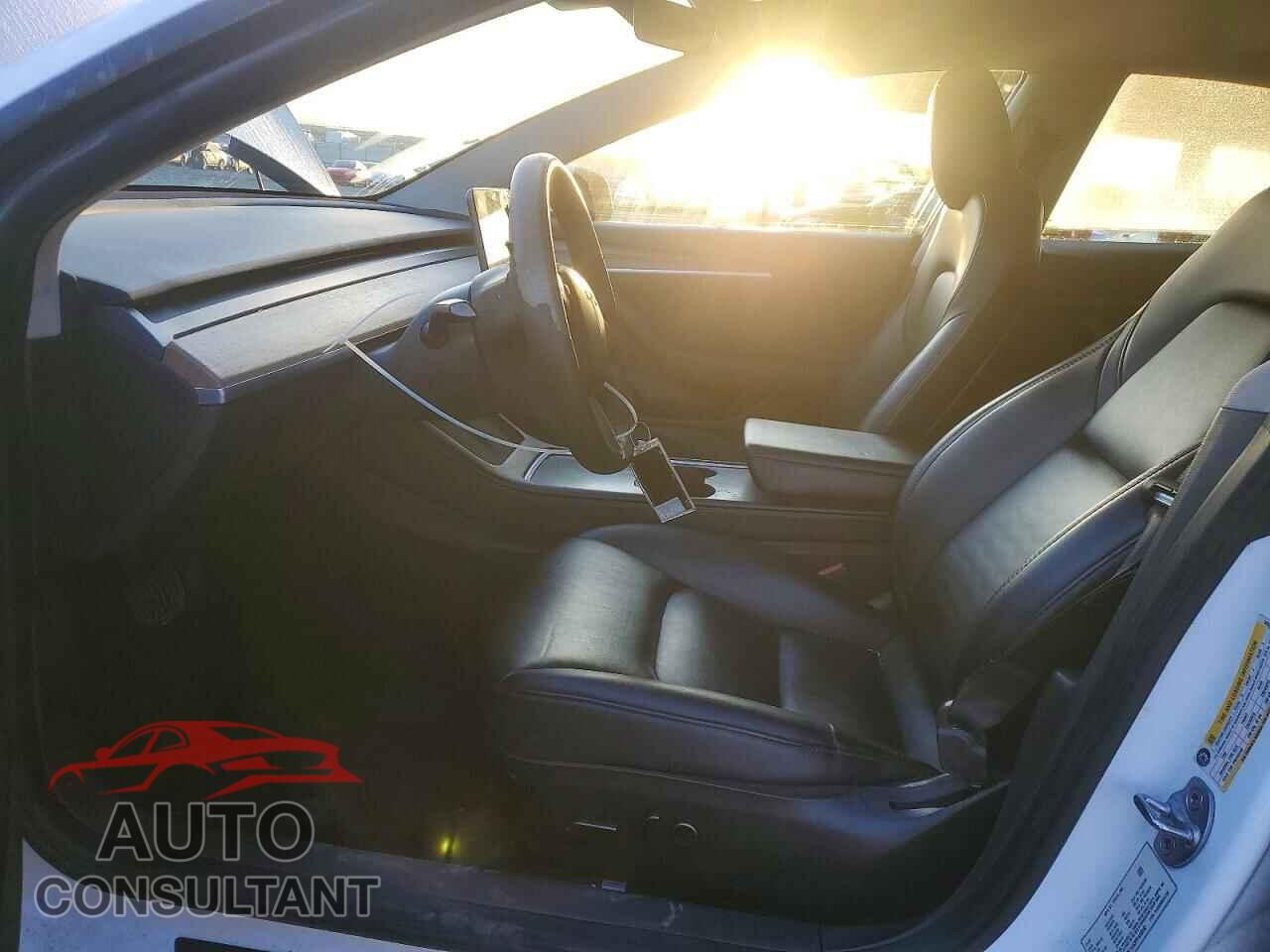 TESLA MODEL 3 2023 - 5YJ3E1EA3PF449593