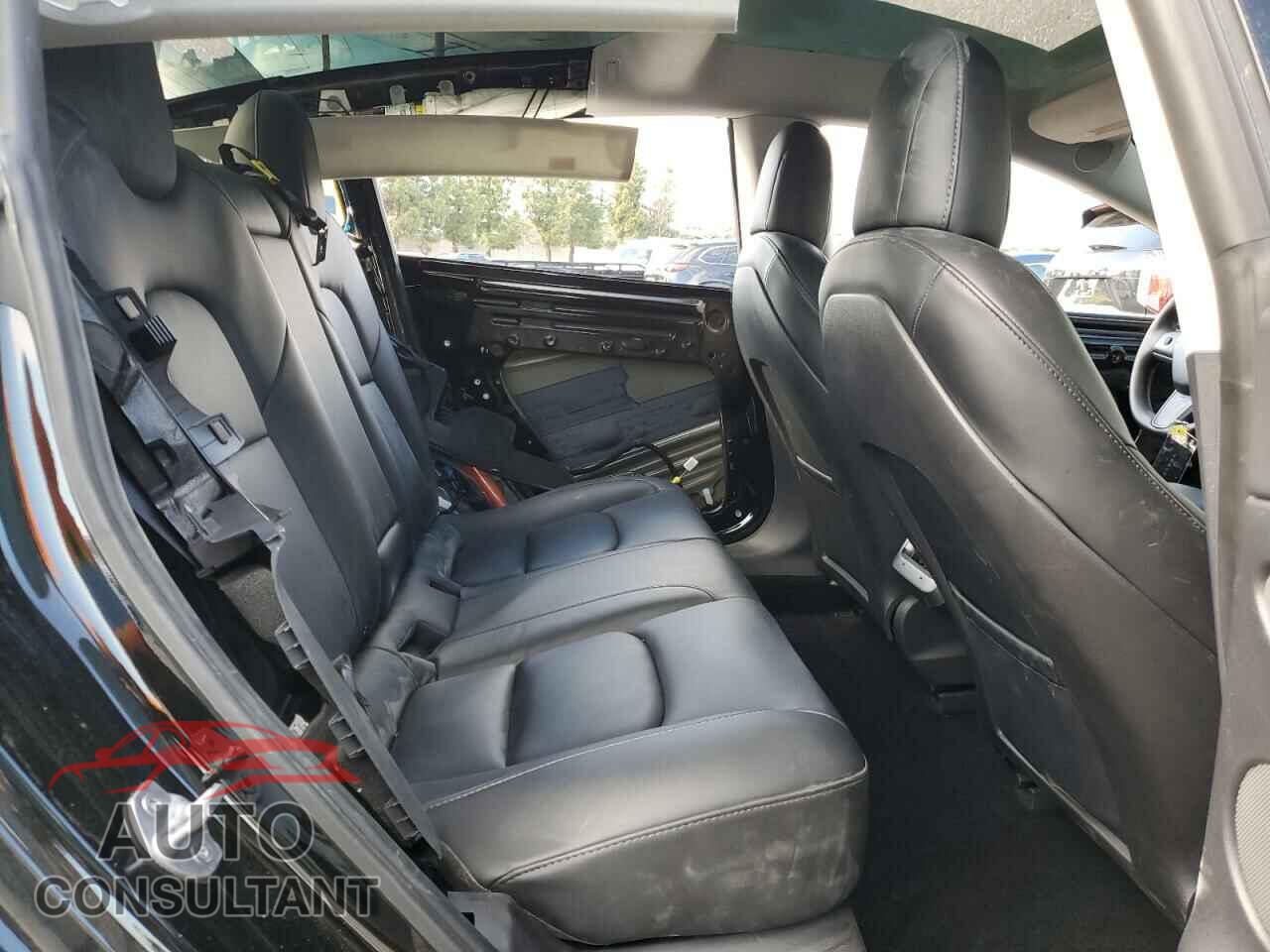 TESLA MODEL 3 2021 - 5YJ3E1EA7MF976385