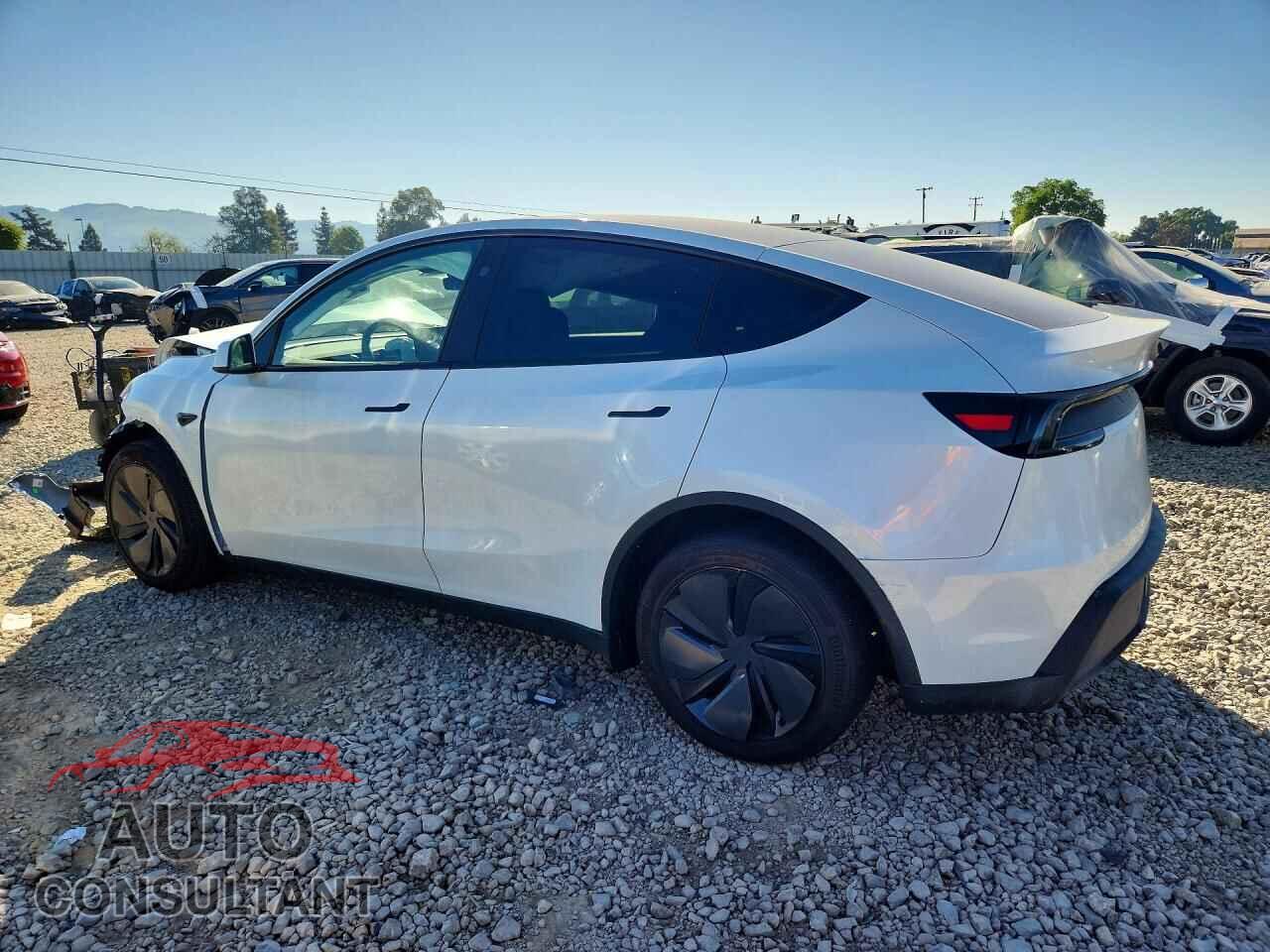 TESLA MODEL Y 2026 - 7SAYGDEE2TF398542