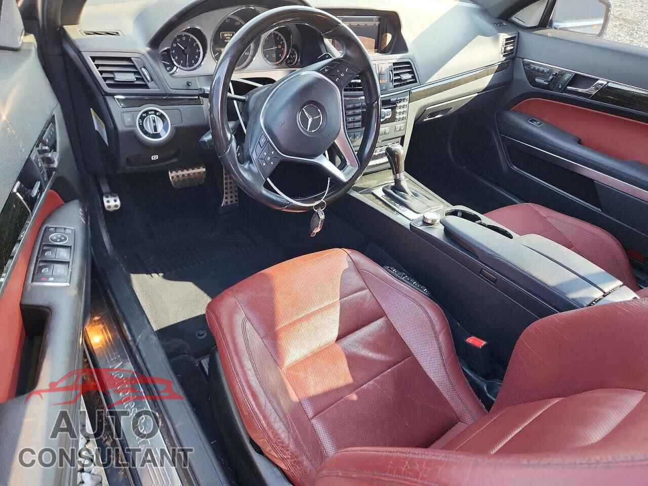 MERCEDES-BENZ E-CLASS 2013 - WDDKJ7DB3DF220106