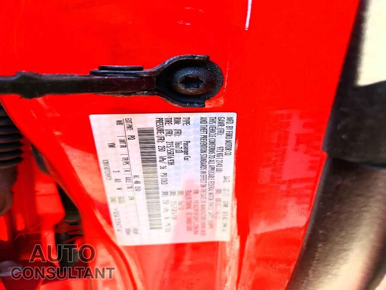 FORD FOCUS 2015 - 1FADP3F26FL356084