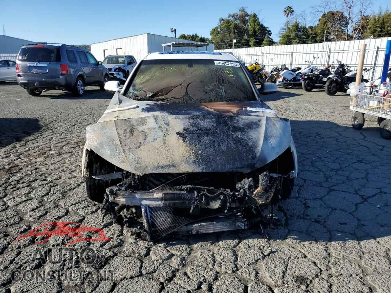 AUDI A4 2014 - WAUFFAFL8EA049493