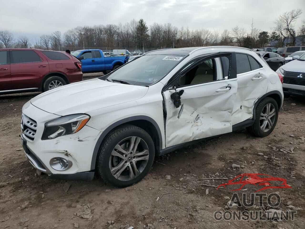 MERCEDES-BENZ GLA-CLASS 2018 - WDCTG4GBXJJ494560