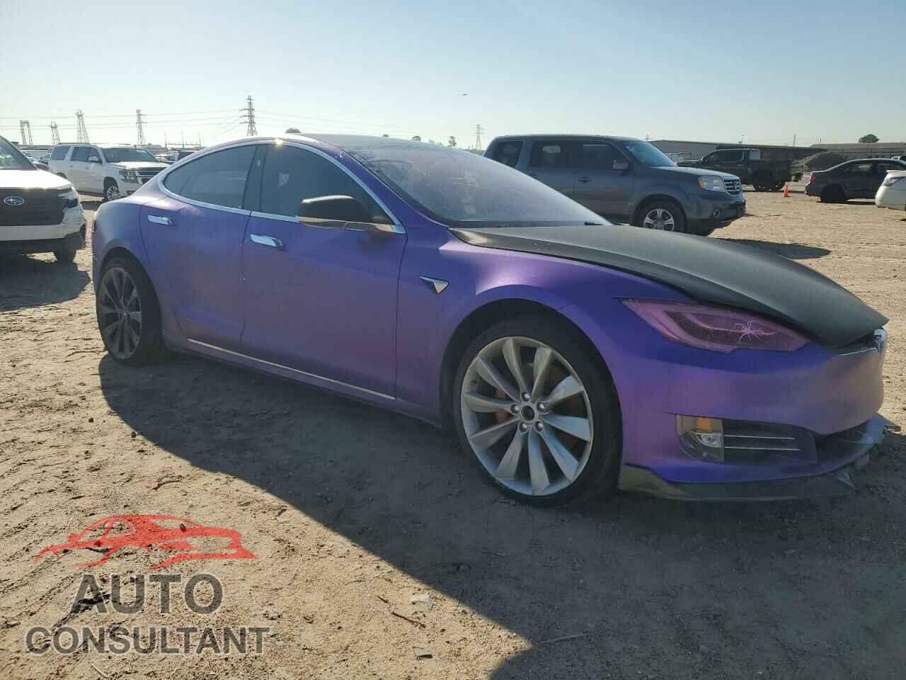 TESLA MODEL S 2020 - 5YJSA1E44LF364189