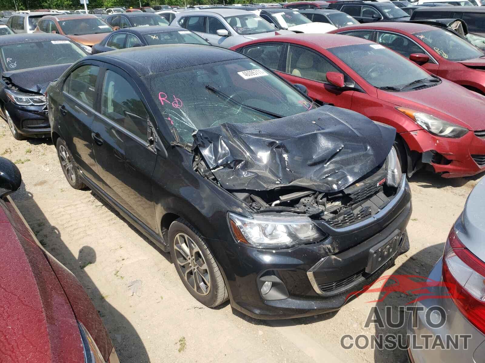 CHEVROLET SONIC 2017 - 1G1JD5SH3H4127413