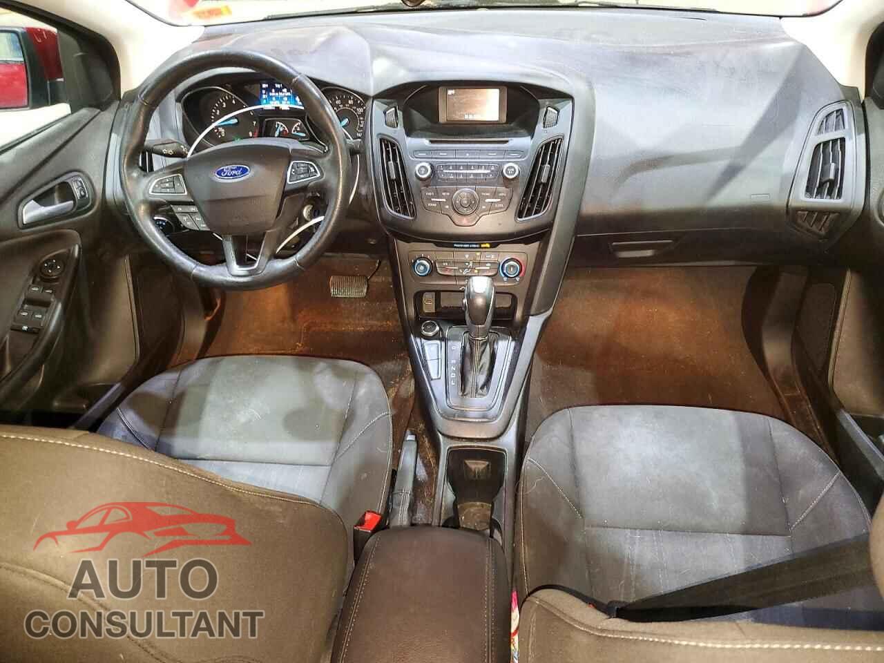 FORD FOCUS 2015 - 1FADP3F24FL353054