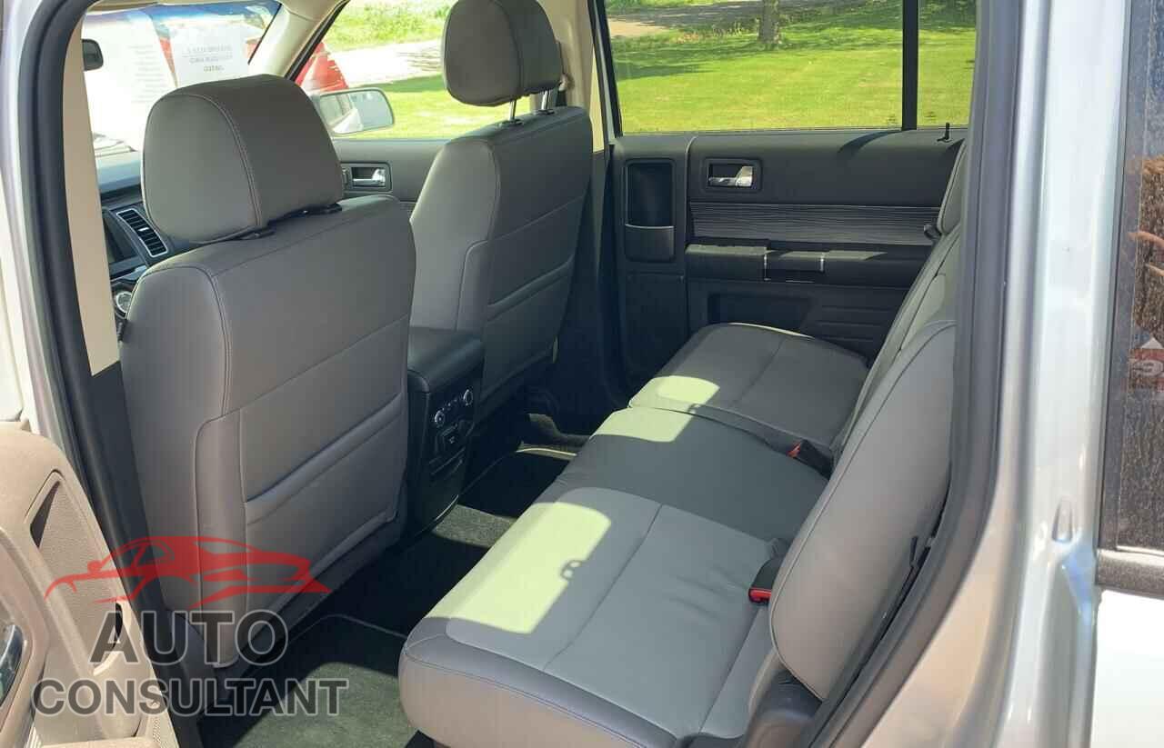 FORD FLEX 2019 - 2FMHK6D84KBA17557