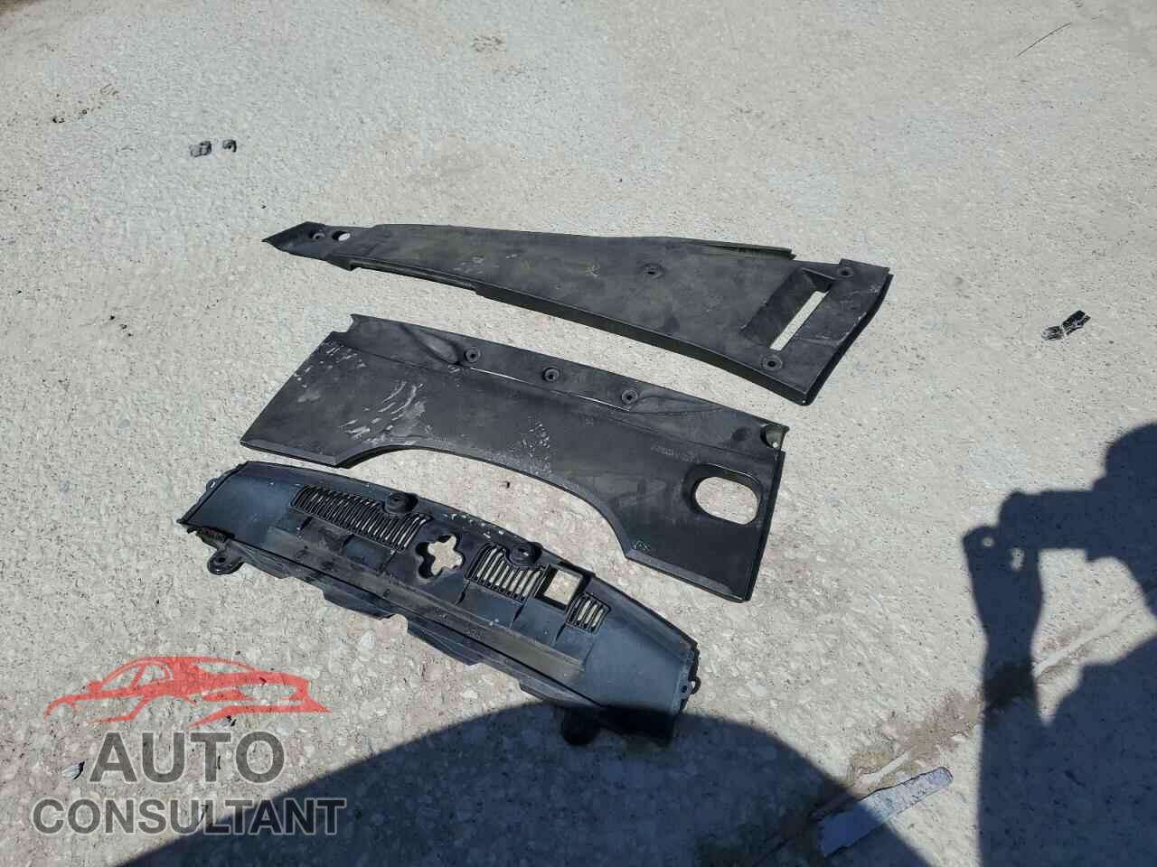 LEXUS LS460 2011 - JTHBL5EF6B5104295