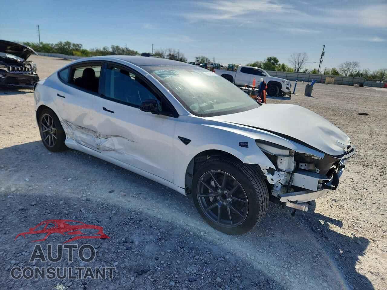TESLA MODEL 3 2023 - 5YJ3E1EA4PF398699