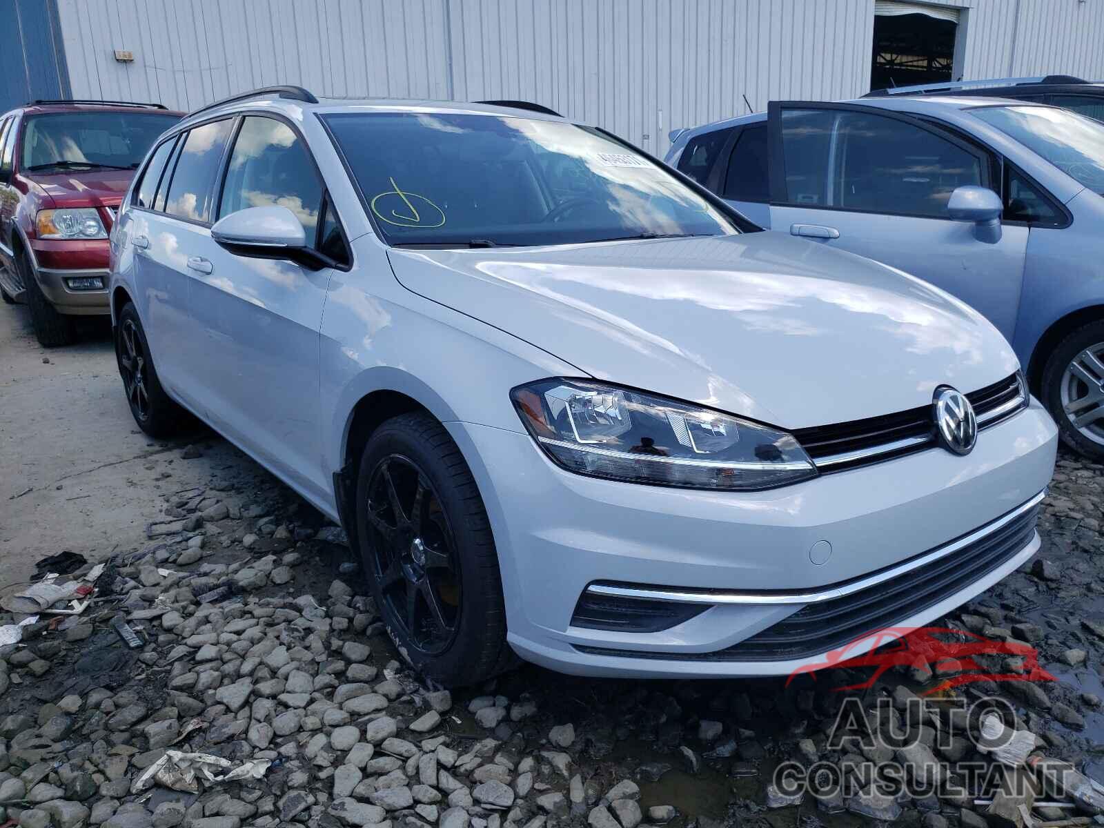 VOLKSWAGEN GOLF 2018 - 3VWD17AU1JM759020