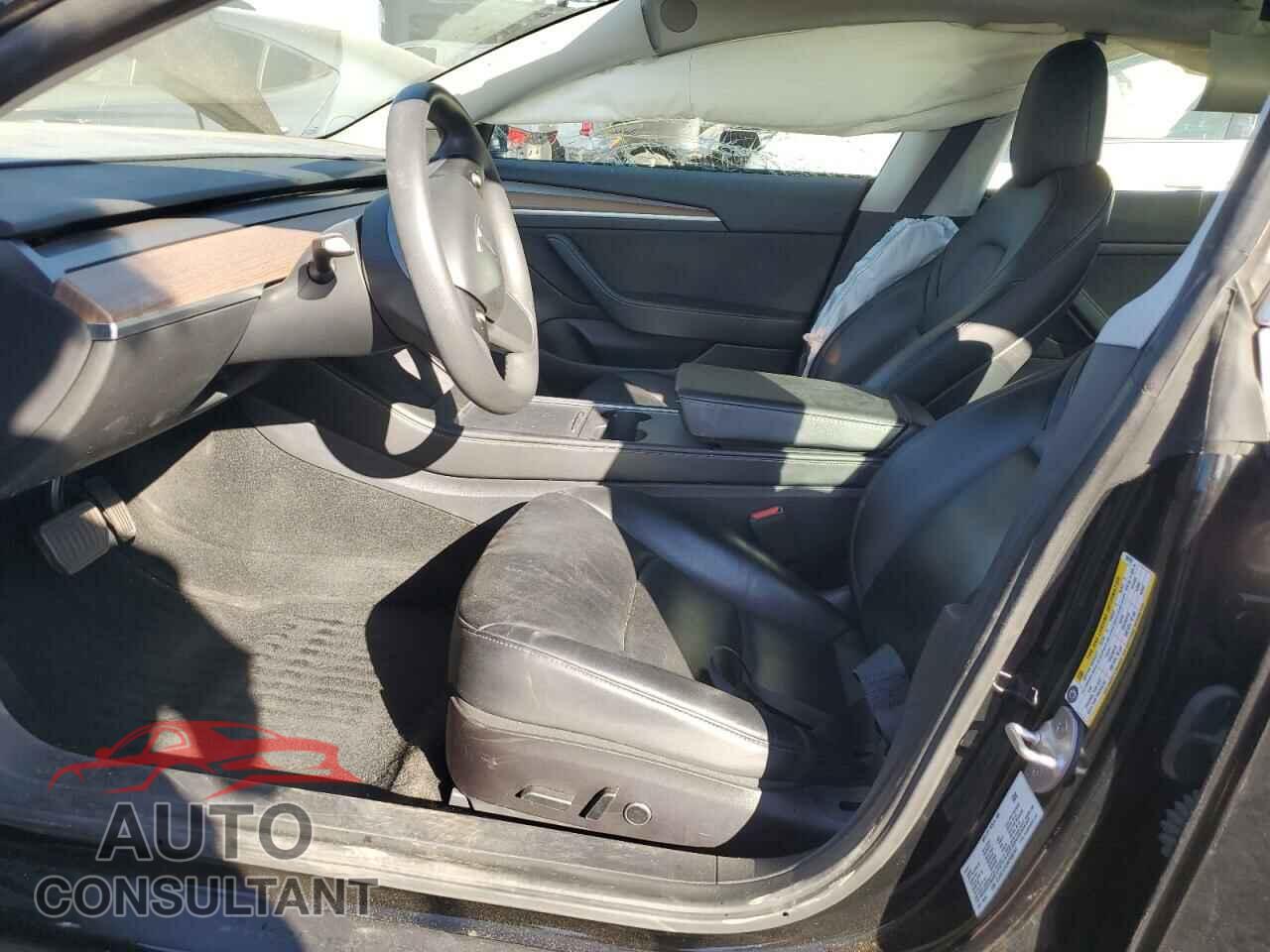 TESLA MODEL 3 2021 - 5YJ3E1EA3MF996701