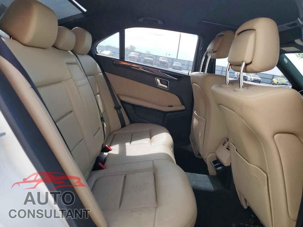 MERCEDES-BENZ E-CLASS 2013 - WDDHF5KB2DA750681