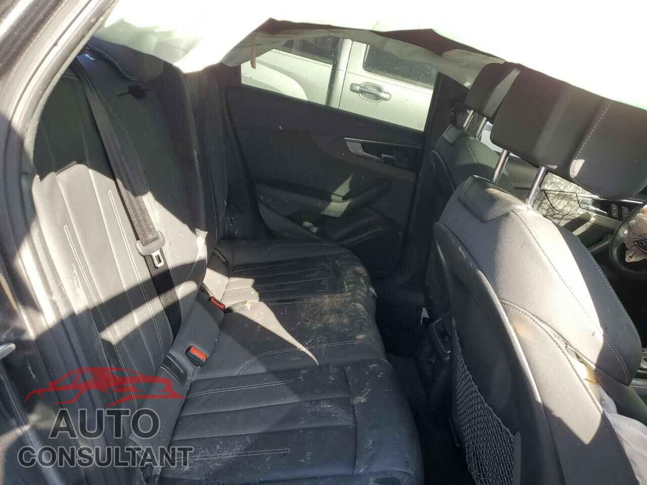 AUDI A4 2021 - WAUDAAF47MA019432