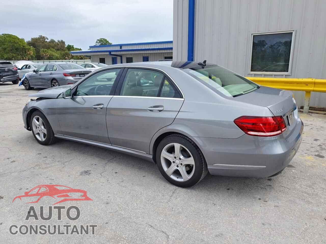 MERCEDES-BENZ E-CLASS 2014 - WDDHF5KBXEA889216