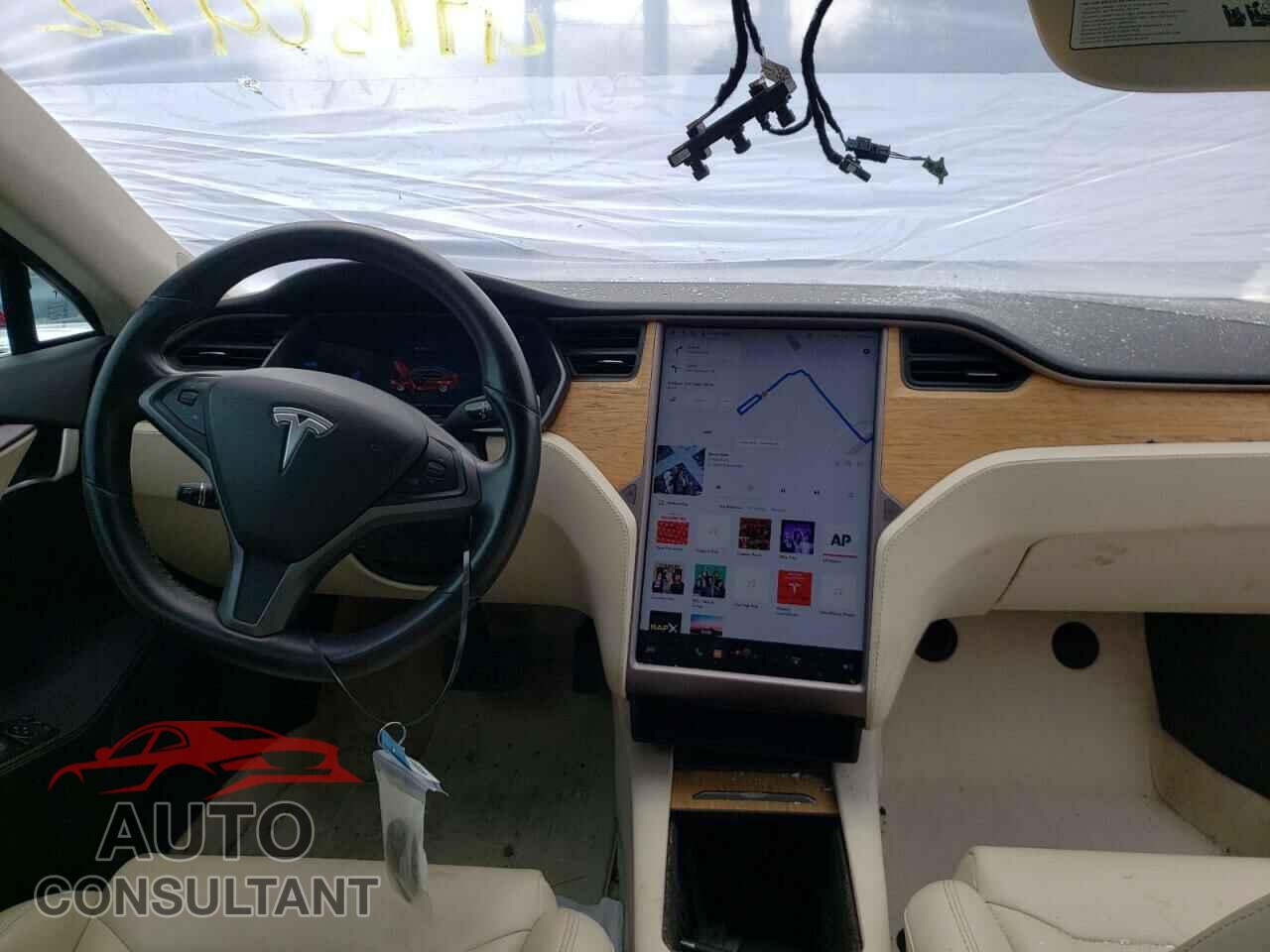 TESLA MODEL S 2018 - 5YJSA1E20JF289647