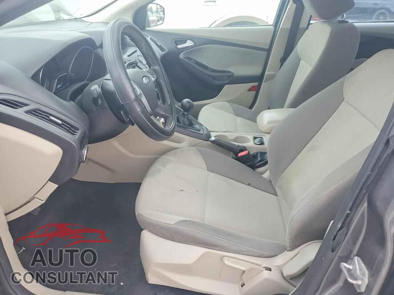 FORD FOCUS 2014 - 1FADP3F24EL142273