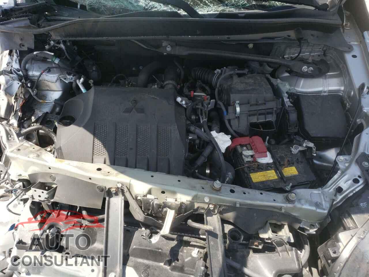 MITSUBISHI ECLIPSE 2019 - JA4AT3AA3KZ016545