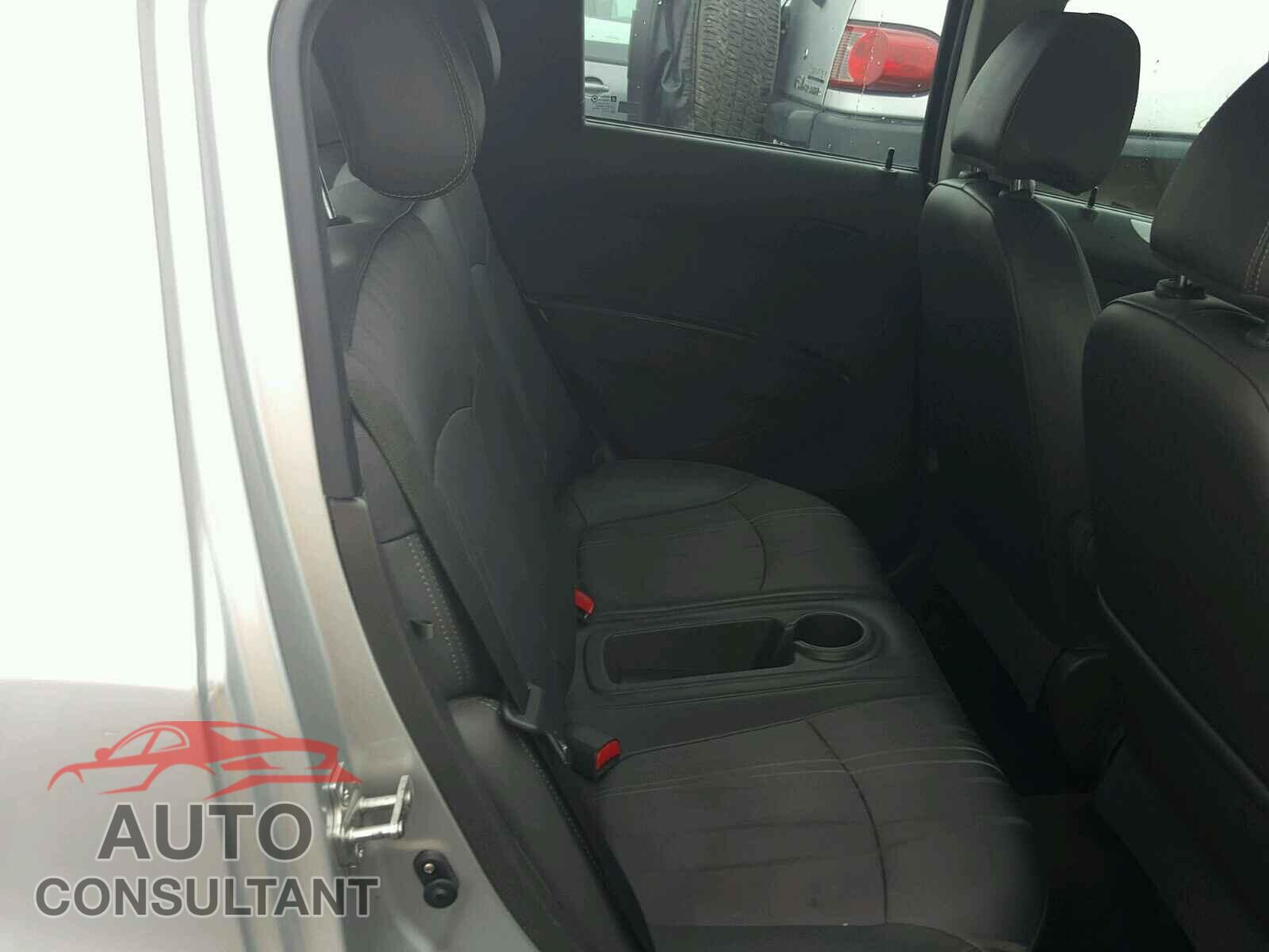 CHEVROLET SPARK 2015 - KL8CB6S92FC801809