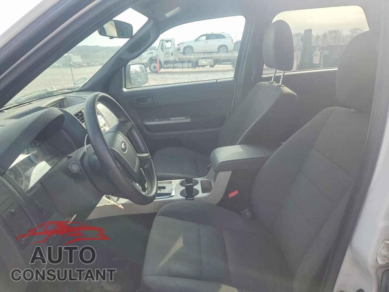 FORD ESCAPE 2011 - 1FMCU0DG2BKB80416