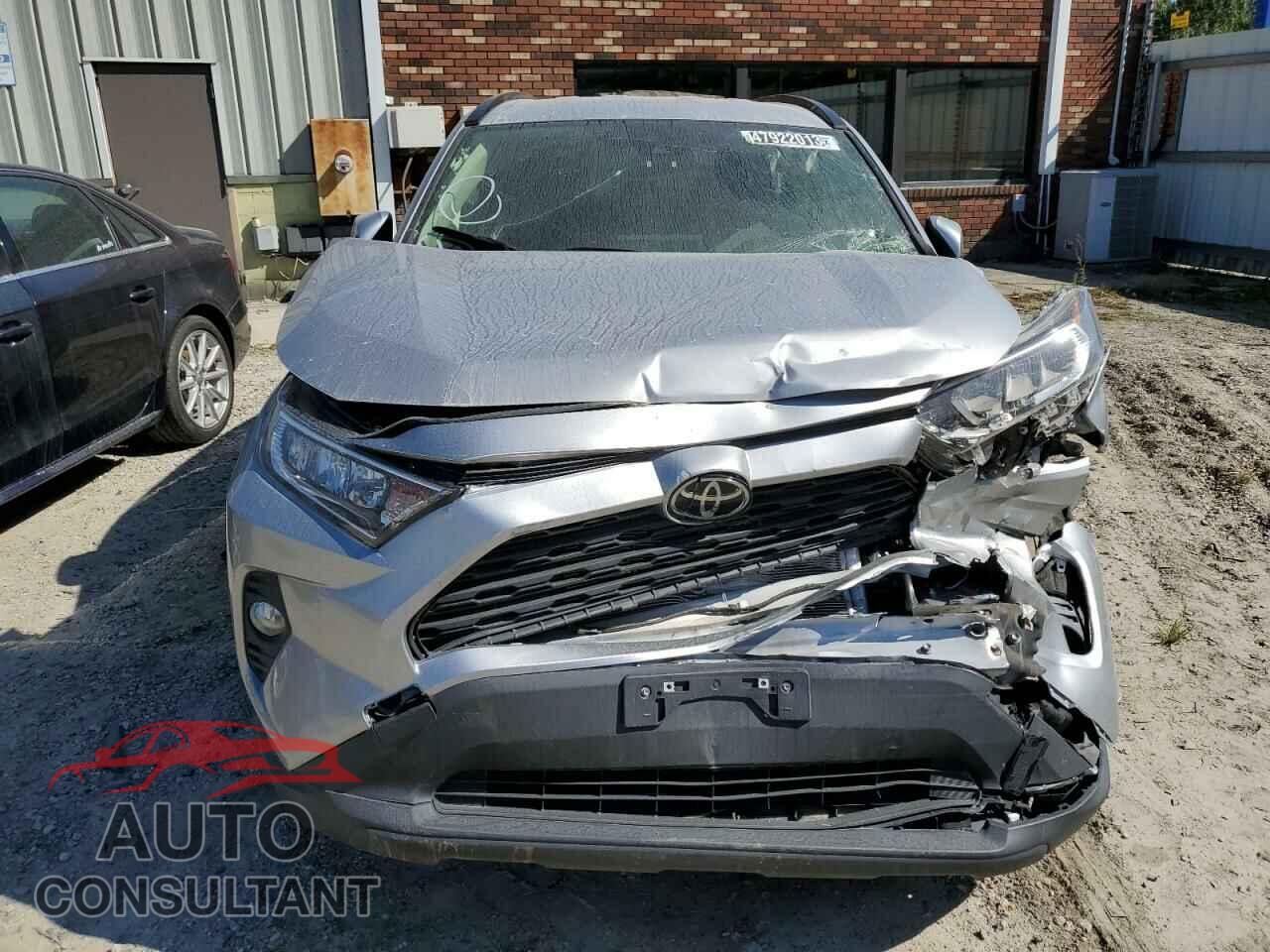 TOYOTA RAV4 2020 - JTMP1RFV6LD060655