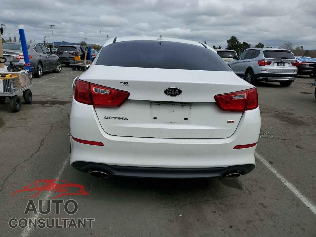 KIA OPTIMA 2015 - KNAGM4A73F5556303