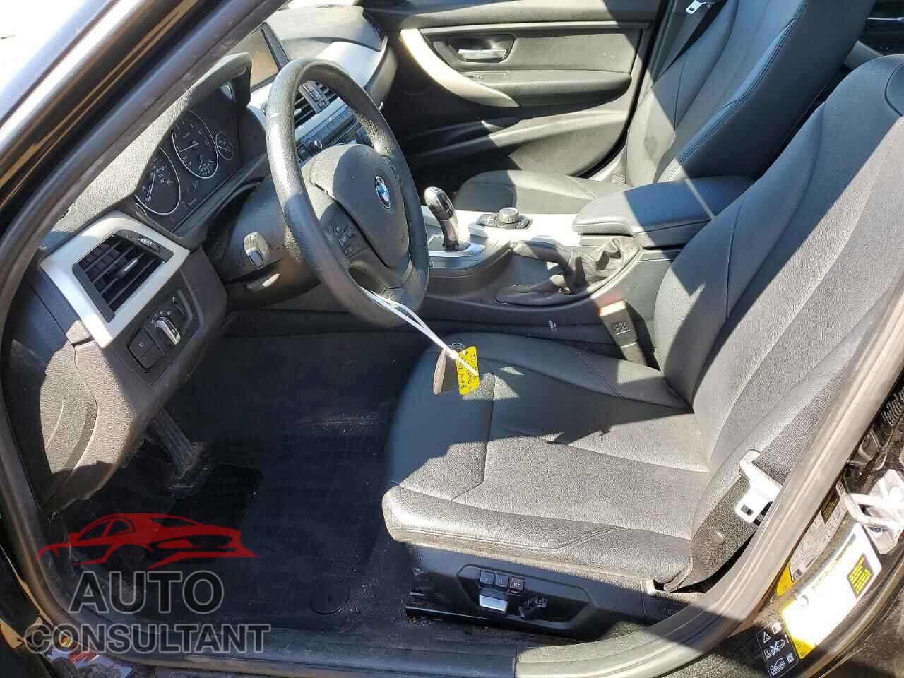 BMW 3 SERIES 2016 - WBA8E5G54GNU20731