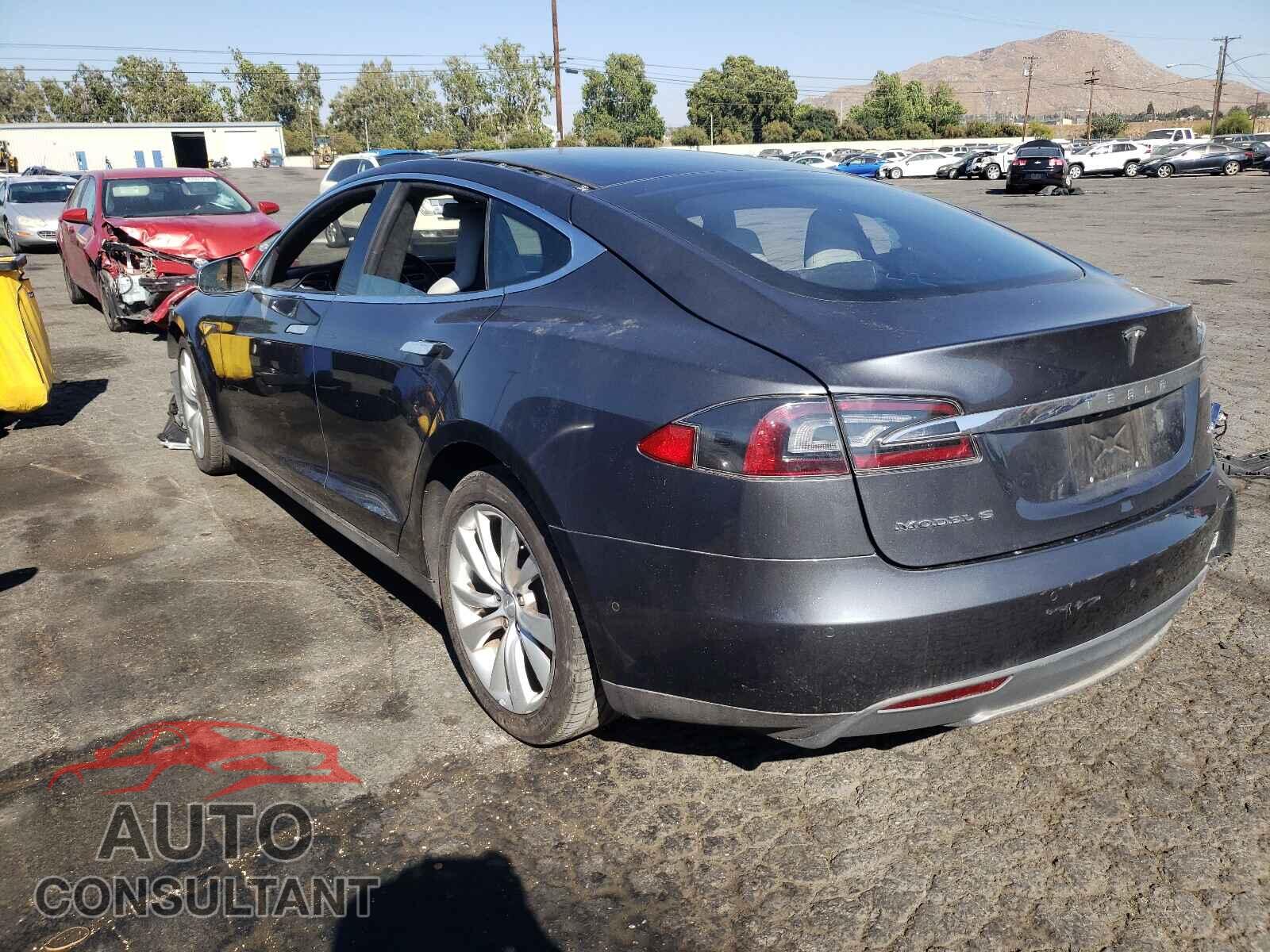 TESLA MODEL S 2015 - 5YJSA1S23FF096288