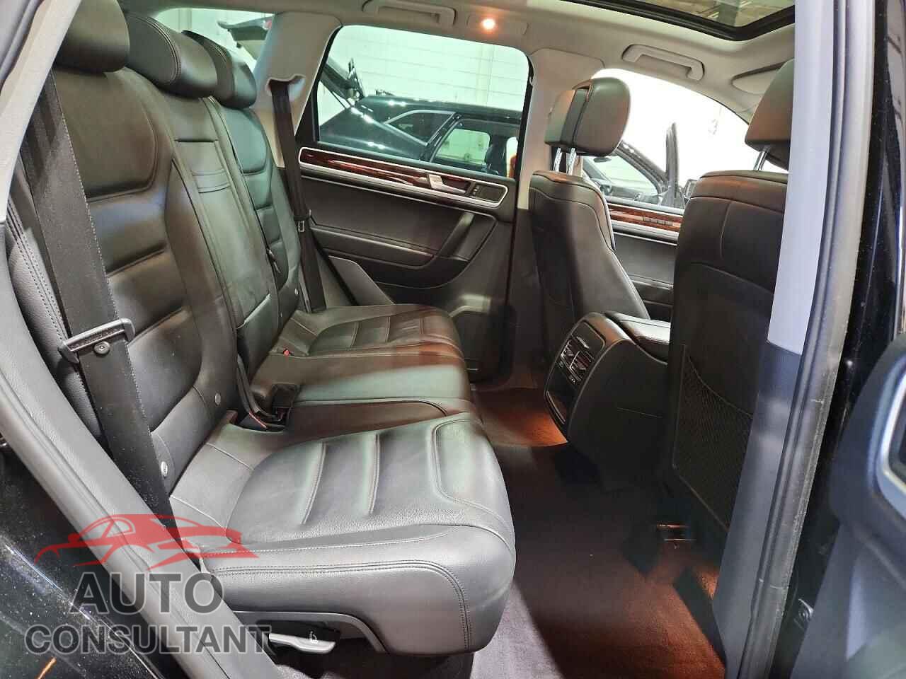 VOLKSWAGEN TOUAREG 2013 - WVGEP9BP9DD003473