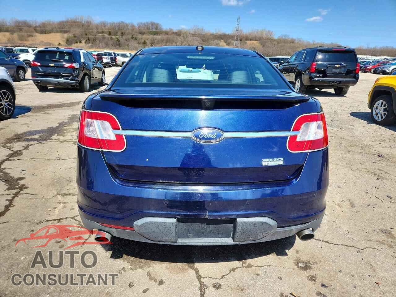 FORD TAURUS 2011 - 1FAHP2KT3BG135233
