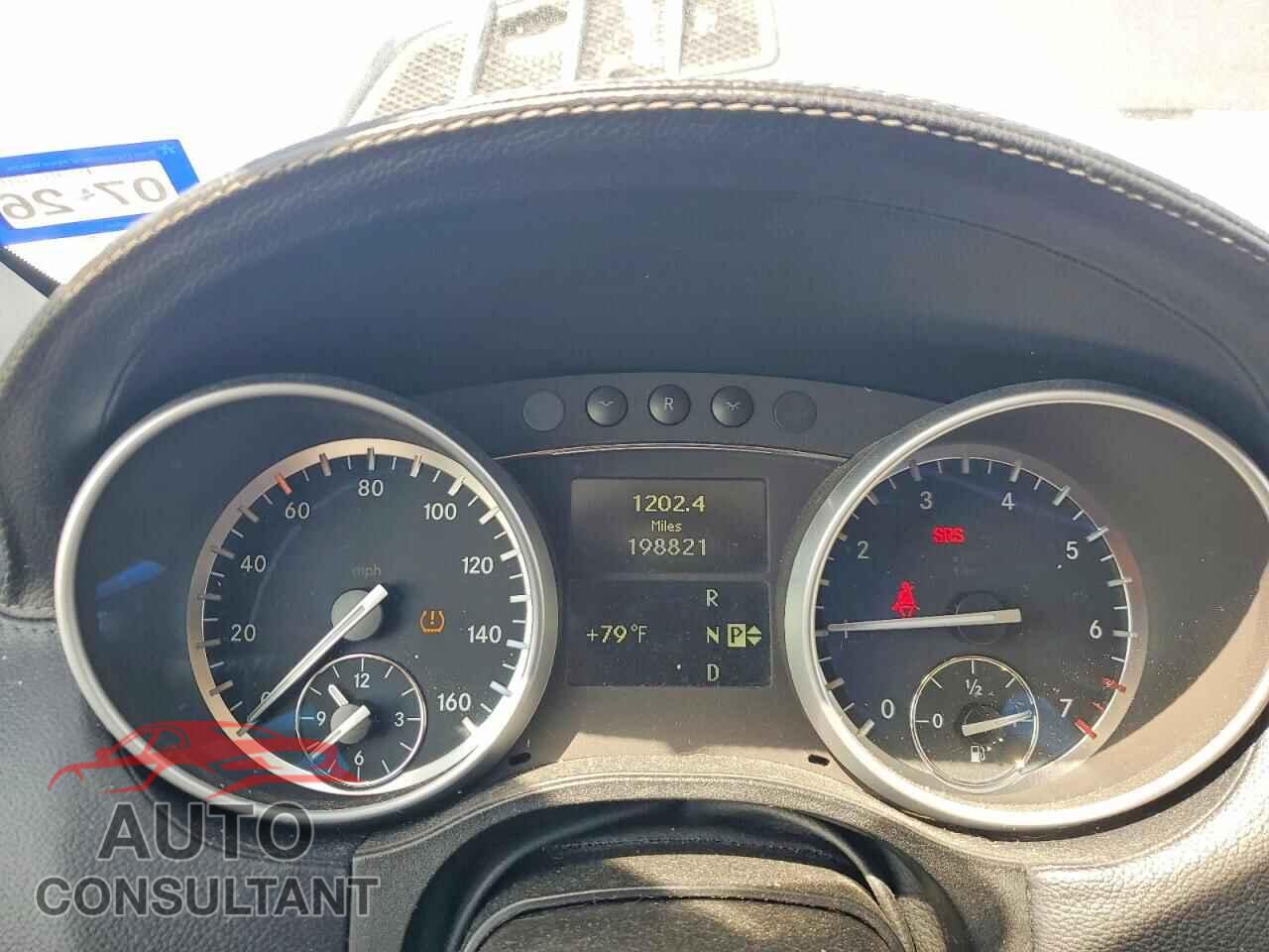 MERCEDES-BENZ GL-CLASS 2011 - 4JGBF8GE1BA712923