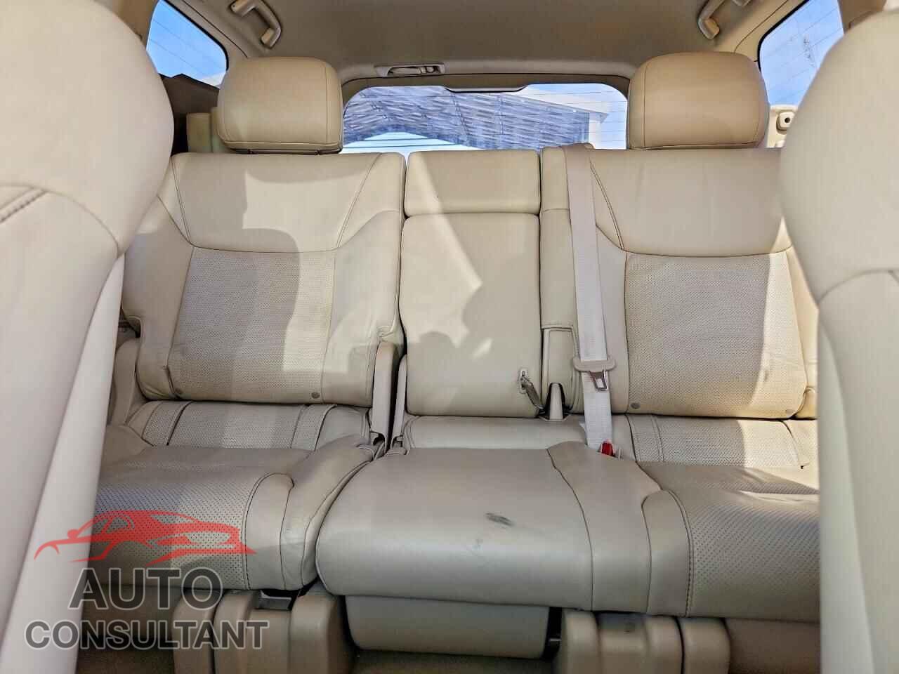 LEXUS UNKNOWN 2013 - JTJHY7AX5D4119884