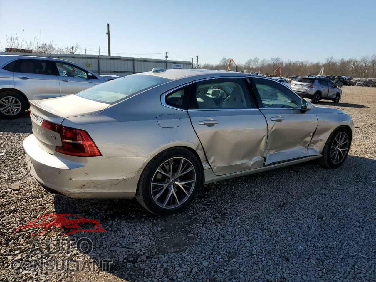VOLVO S90 2018 - LVYA22MK8JP050555