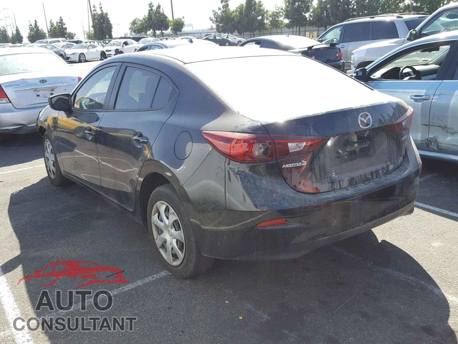 MAZDA 3 2017 - 3MZBN1U76HM152961