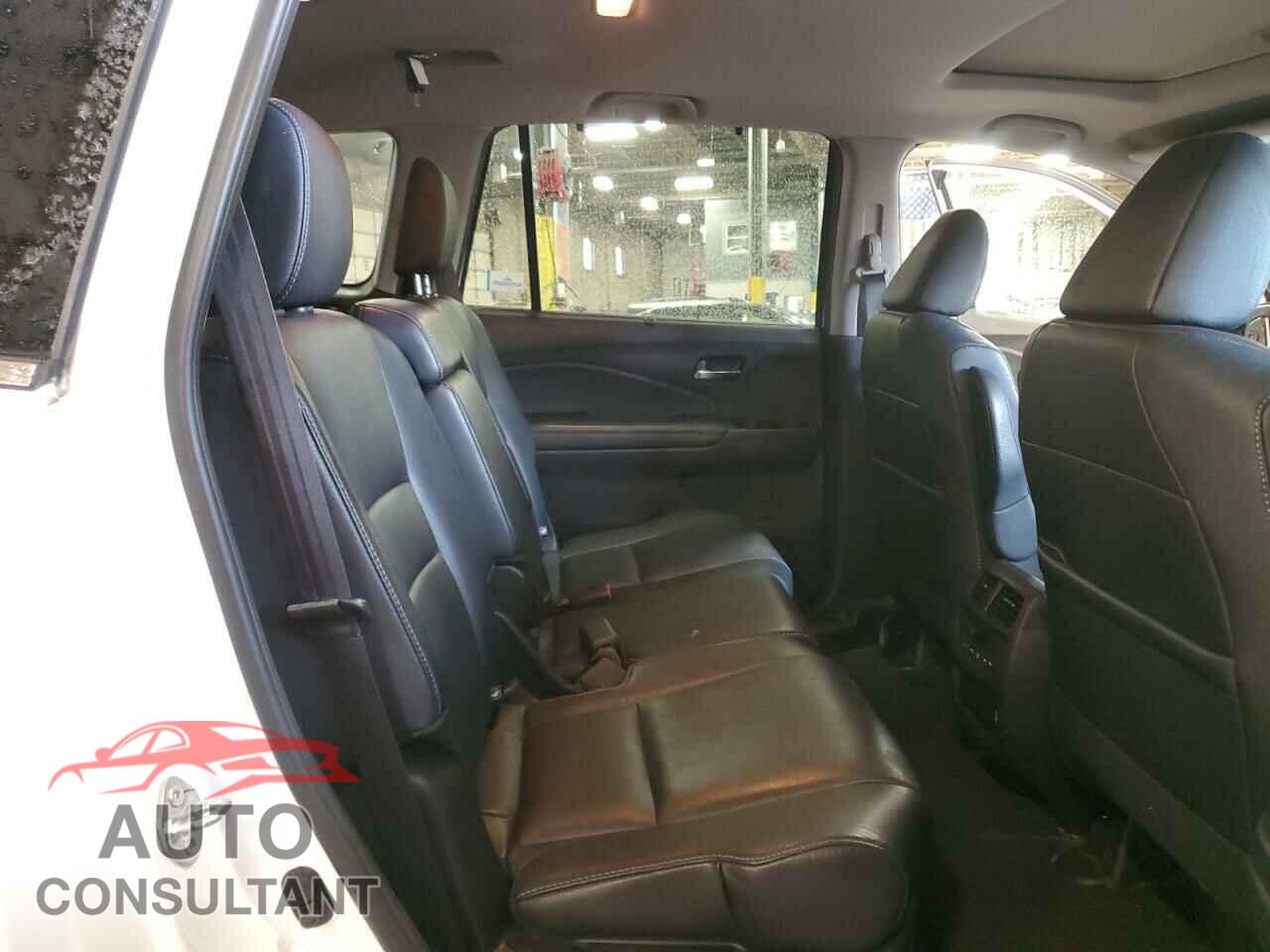 HONDA PILOT 2019 - 5FNYF6H5XKB025268