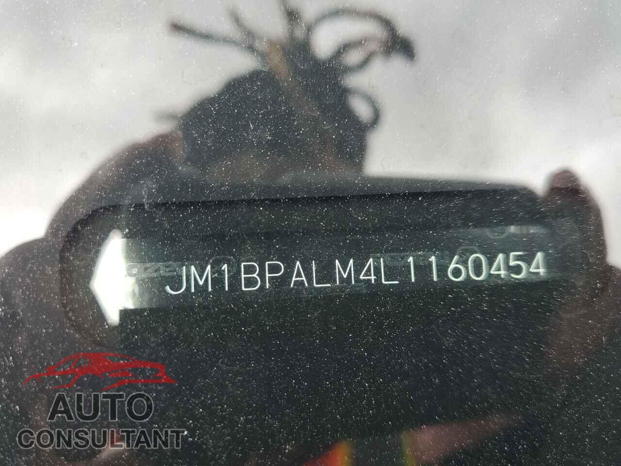 MAZDA 3 2020 - JM1BPALM4L1160454
