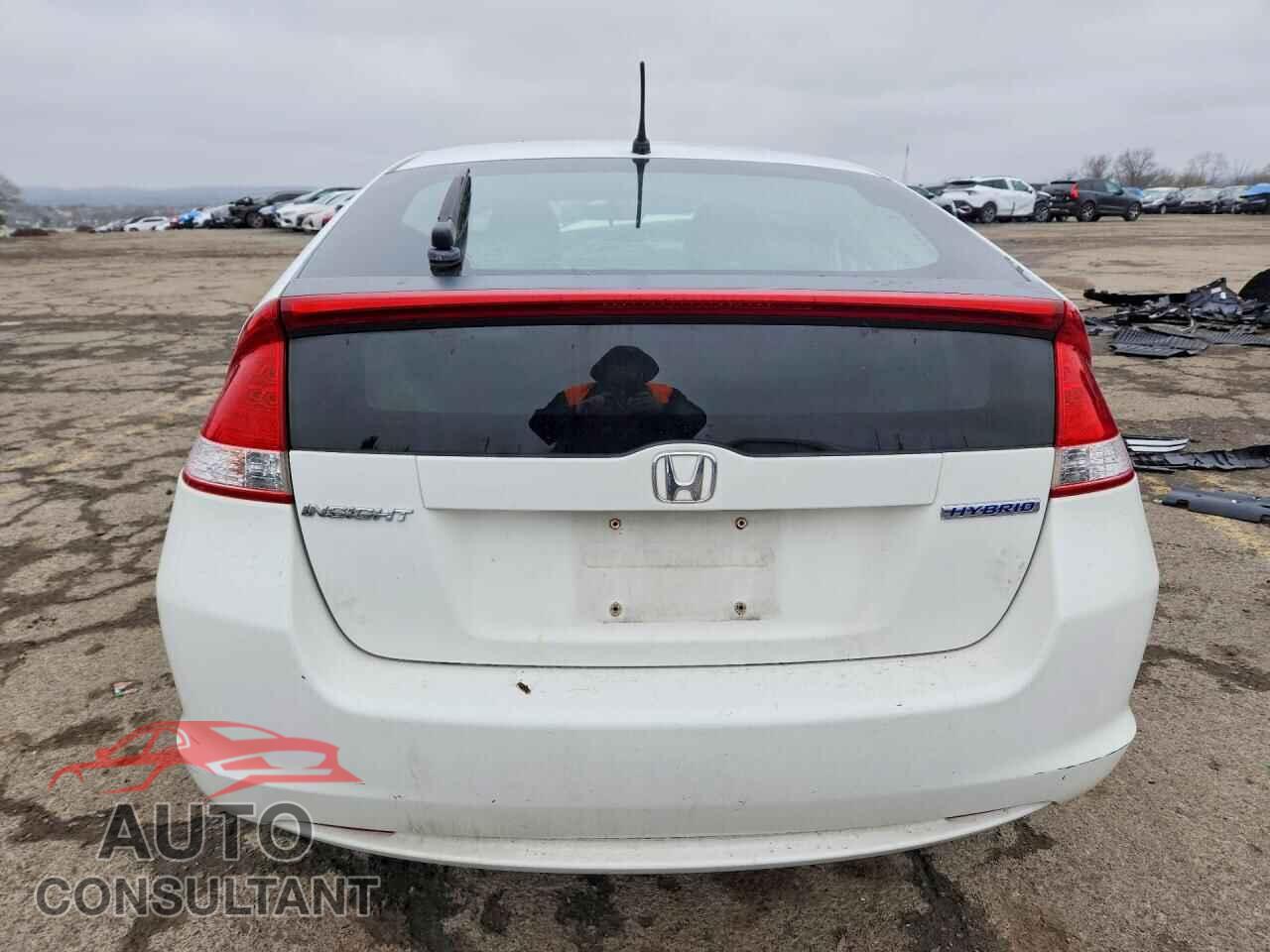 HONDA INSIGHT 2011 - JHMZE2H76BS005456