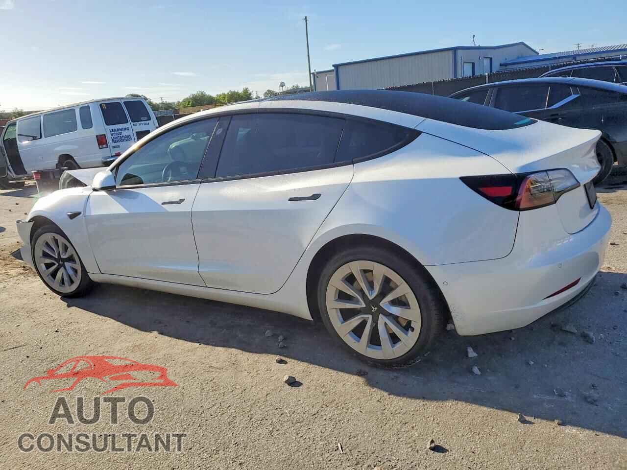 TESLA MODEL 3 2022 - 5YJ3E1EA2NF350079