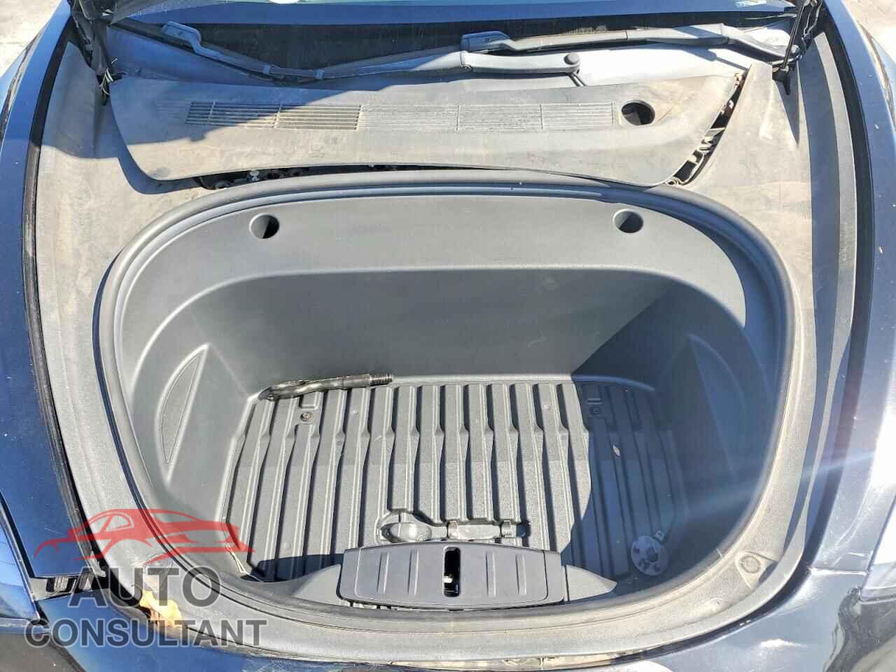 TESLA MODEL 3 2021 - 5YJ3E1EA8MF994331