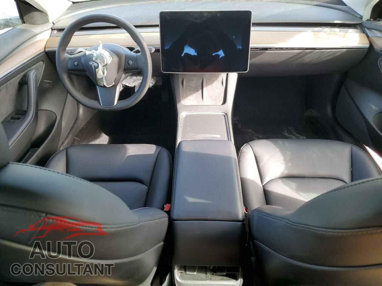 TESLA MODEL 3 2022 - 5YJ3E1EA0NF112683