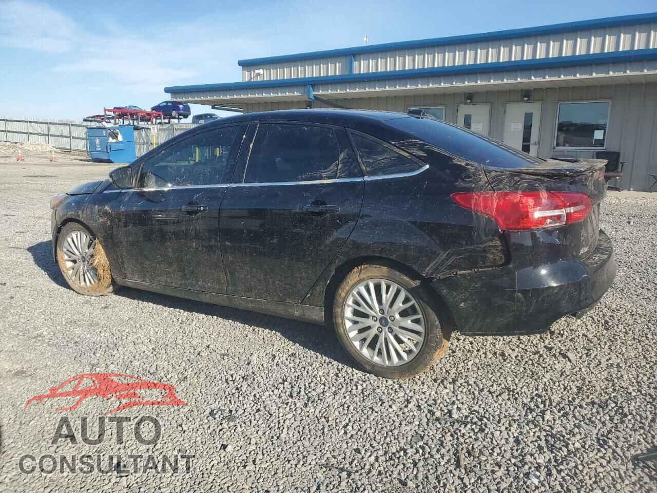 FORD FOCUS 2018 - 1FADP3J28JL294316