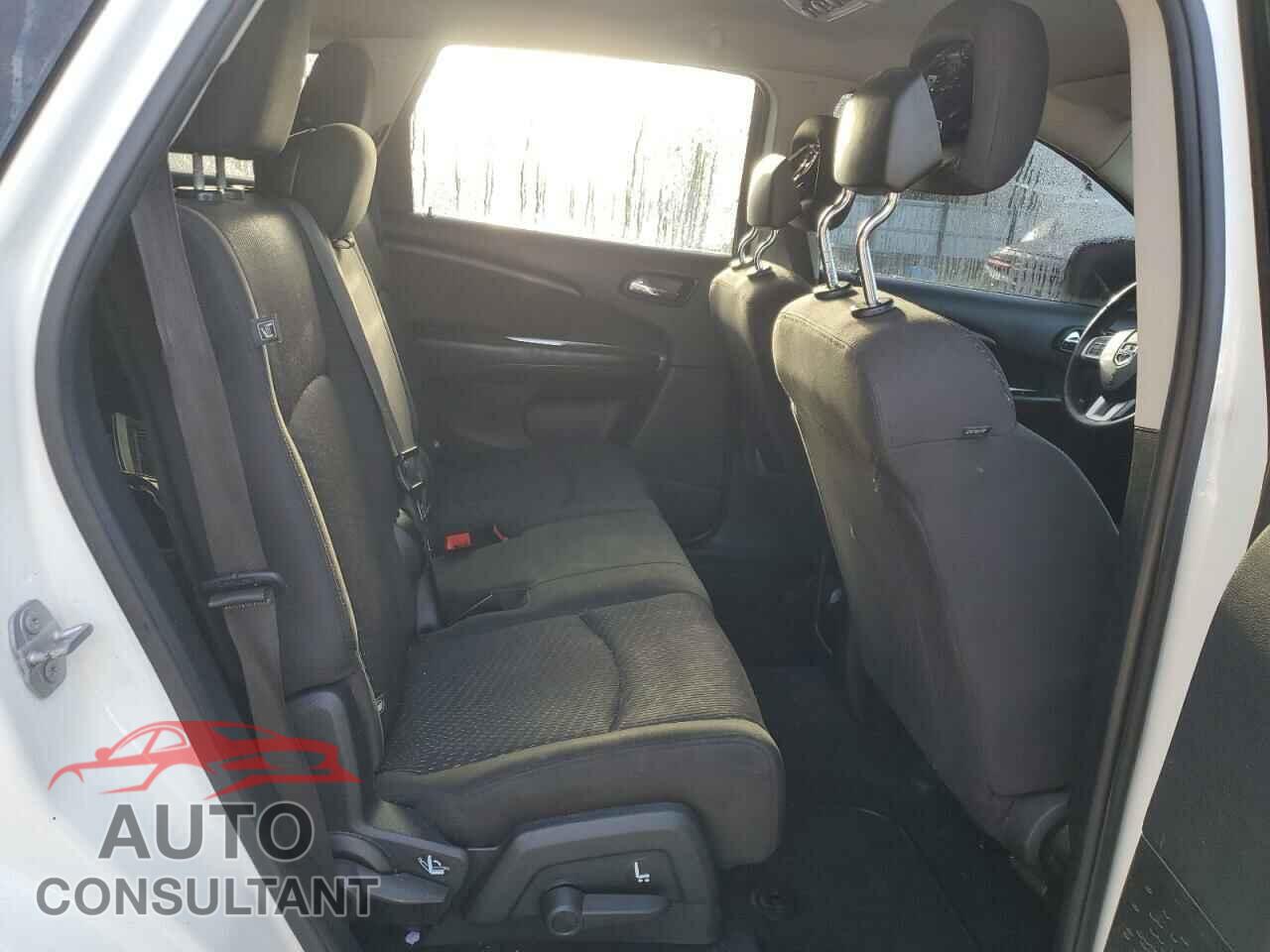 DODGE JOURNEY 2017 - 3C4PDCAB0HT670876