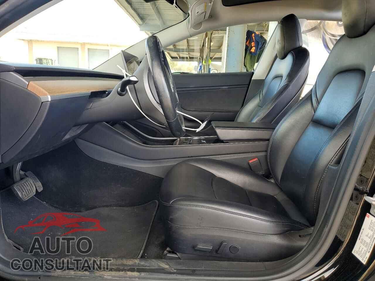 TESLA MODEL 3 2018 - 5YJ3E1EB7JF086800