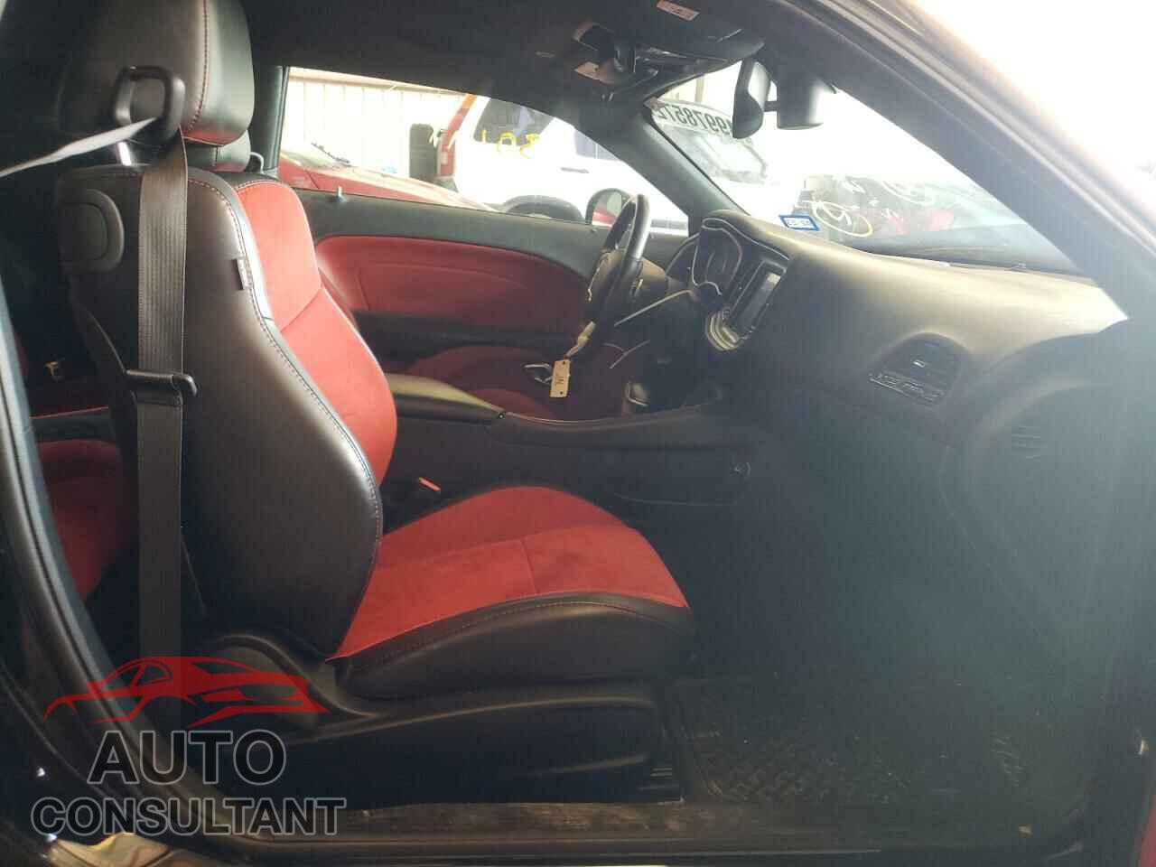 DODGE CHALLENGER 2018 - 2C3CDZFJ4JH215176