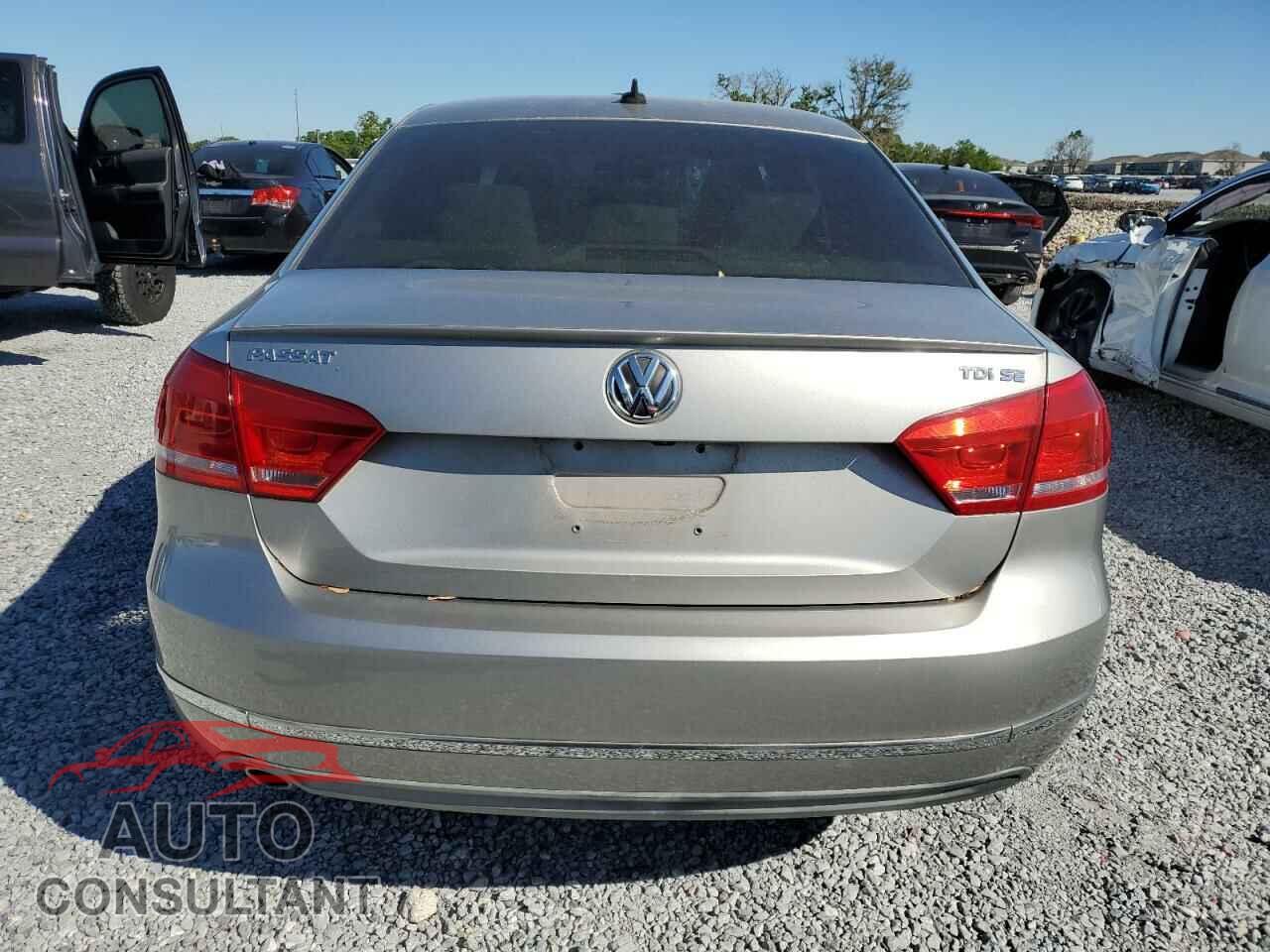 VOLKSWAGEN PASSAT 2014 - 1VWBN7A36EC102403