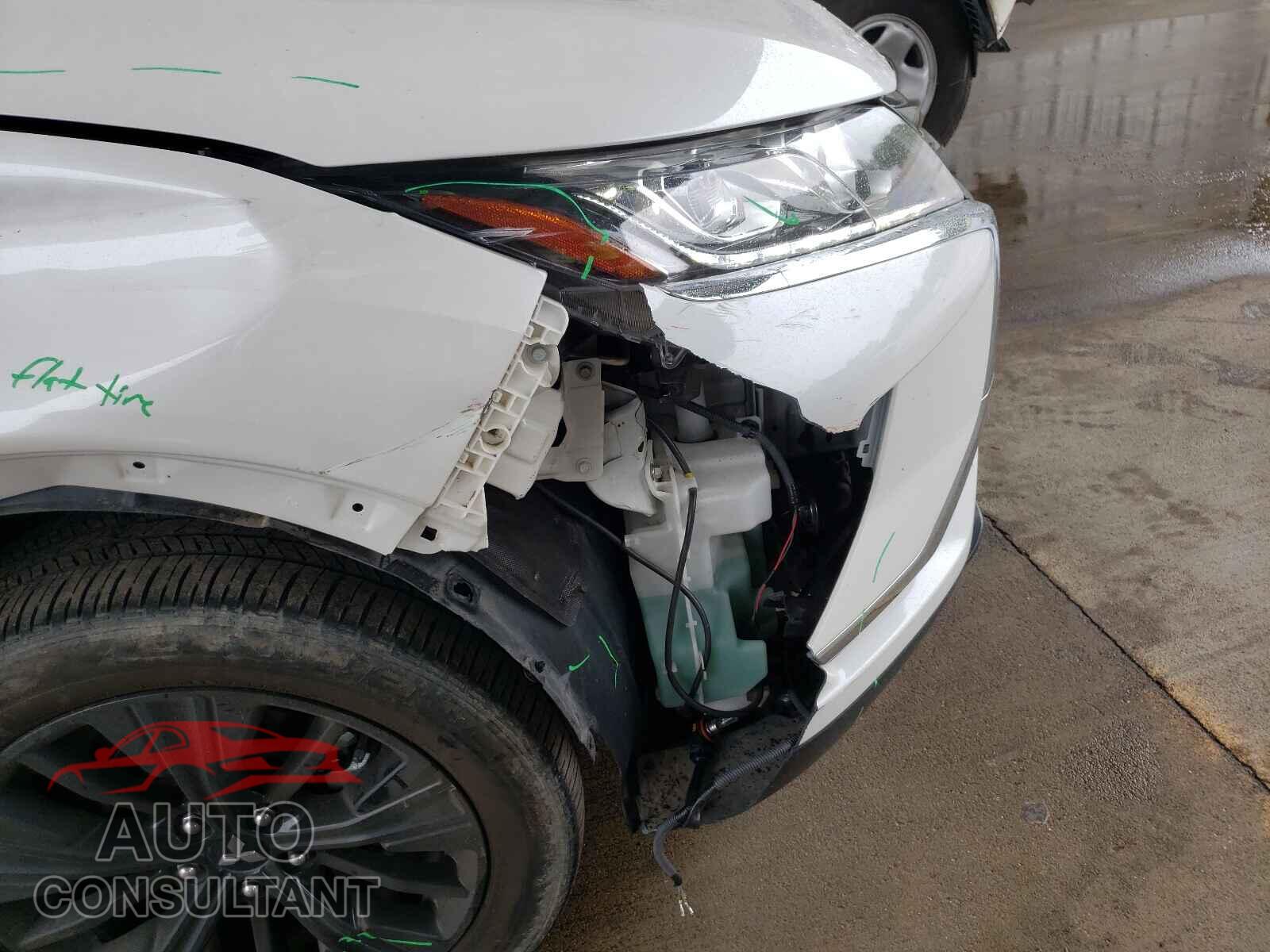 MITSUBISHI ECLIPSE 2018 - JA4AT4AA8JZ070248