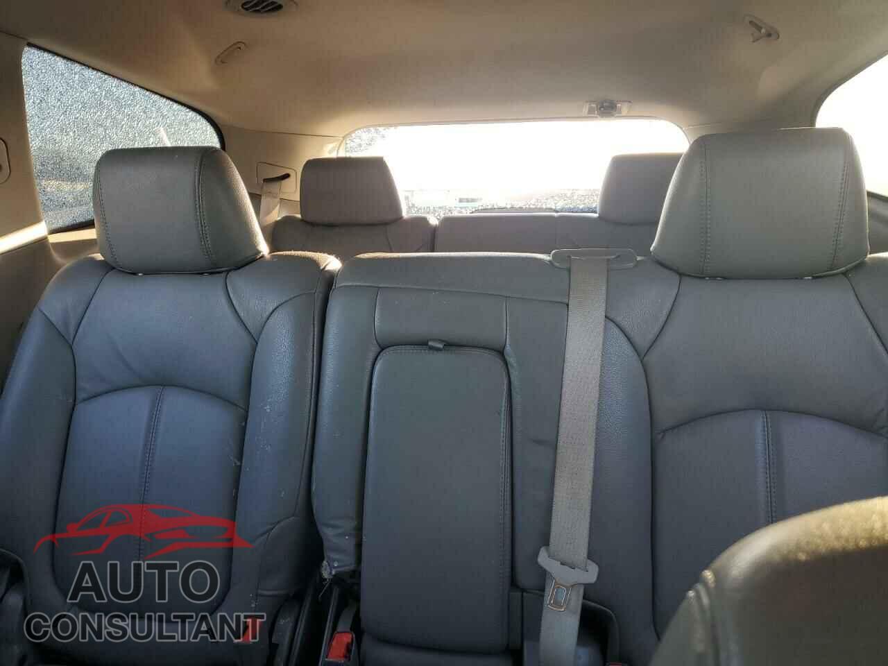 CHEVROLET TRAVERSE 2010 - 1GNLRFED9AJ243990