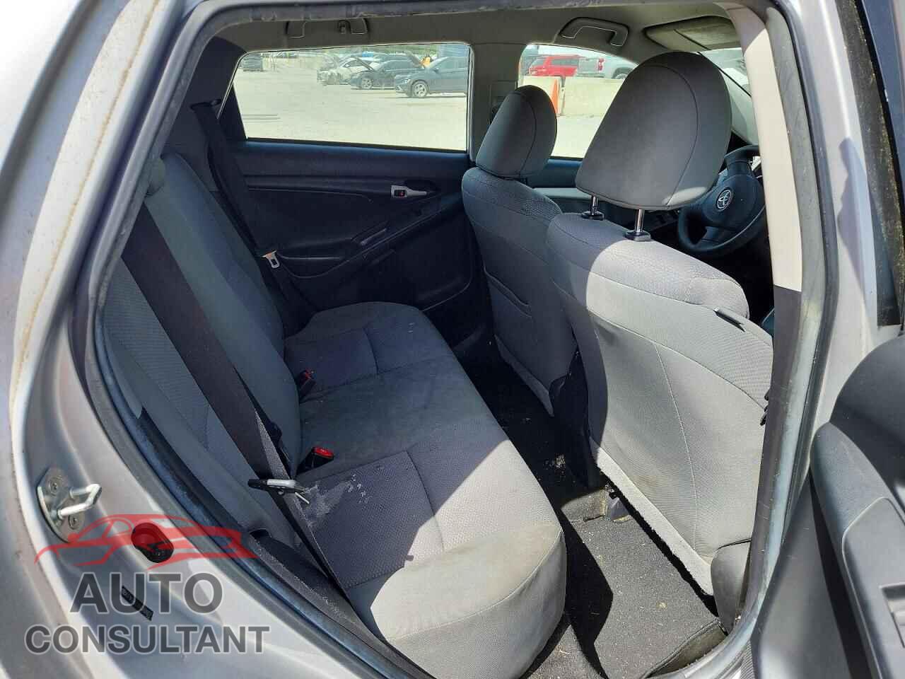 TOYOTA MATRIX 2010 - 2T1KU4EEXAC350977