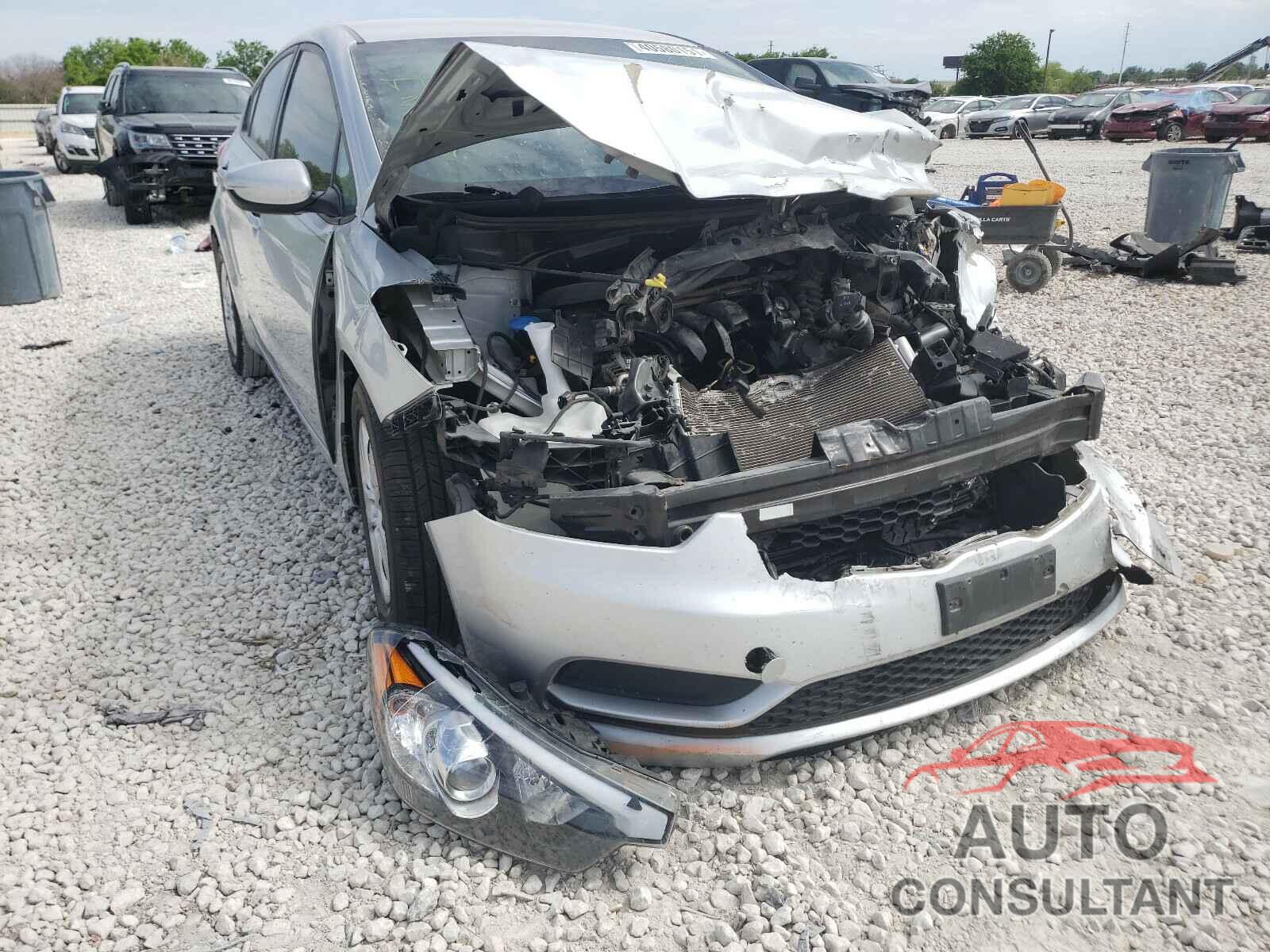 KIA FORTE 2016 - KNAFK4A65G5584968