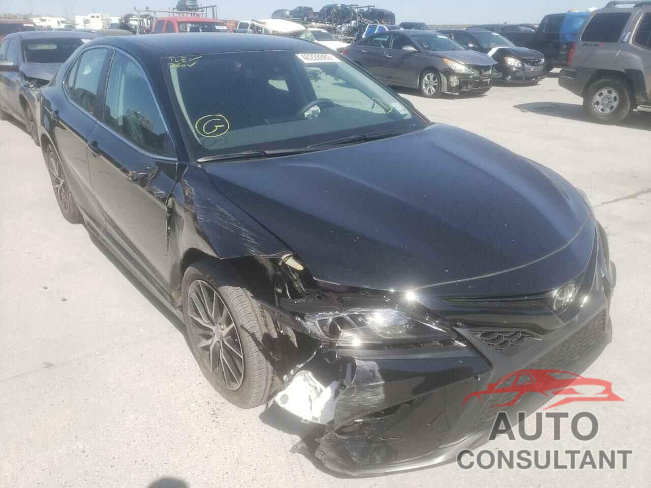 TOYOTA CAMRY 2022 - 4T1G11AK6NU659388